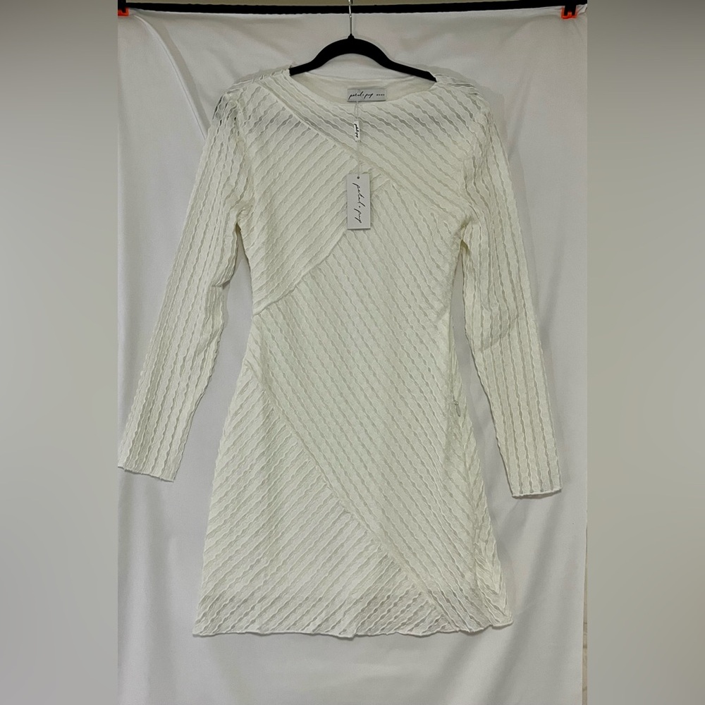 NWT Petal & Pup Women's White Long Sleeve Ezra Mini Dress Size 10 Grad Bridal